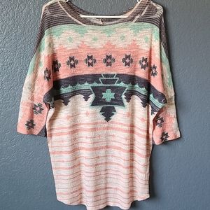 3/4 length Aztec print pullover